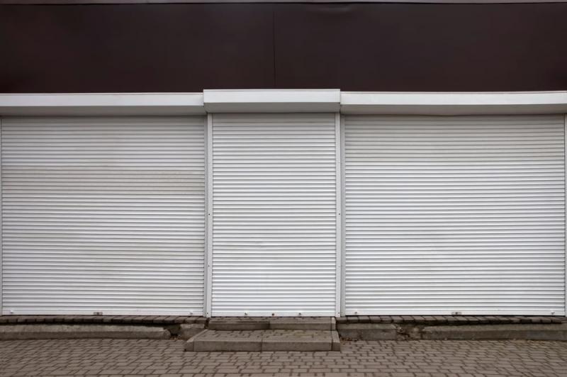 Un rideau m&eacute;tallique sur mesure &agrave; Isbergues, garantie de s&eacute;curit&eacute; optimale