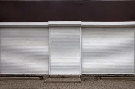 Un rideau m&eacute;tallique sur mesure &agrave; Isbergues, garantie de s&eacute;curit&eacute; optimale